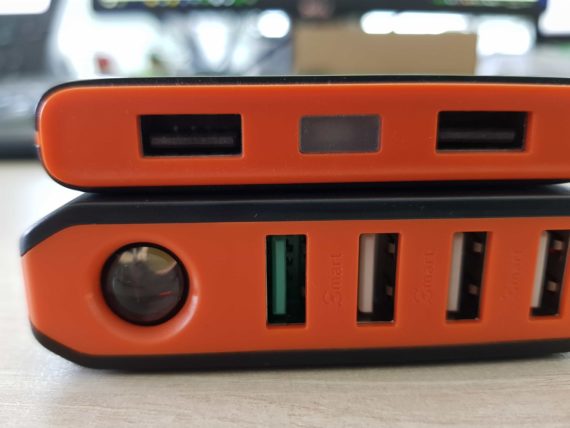 EasyAcc 20000mAh Power Bank con Quick Charge 3.0 7