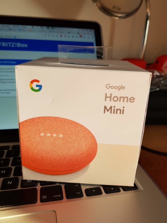 L'assistente in casa: Google Home Mini 2