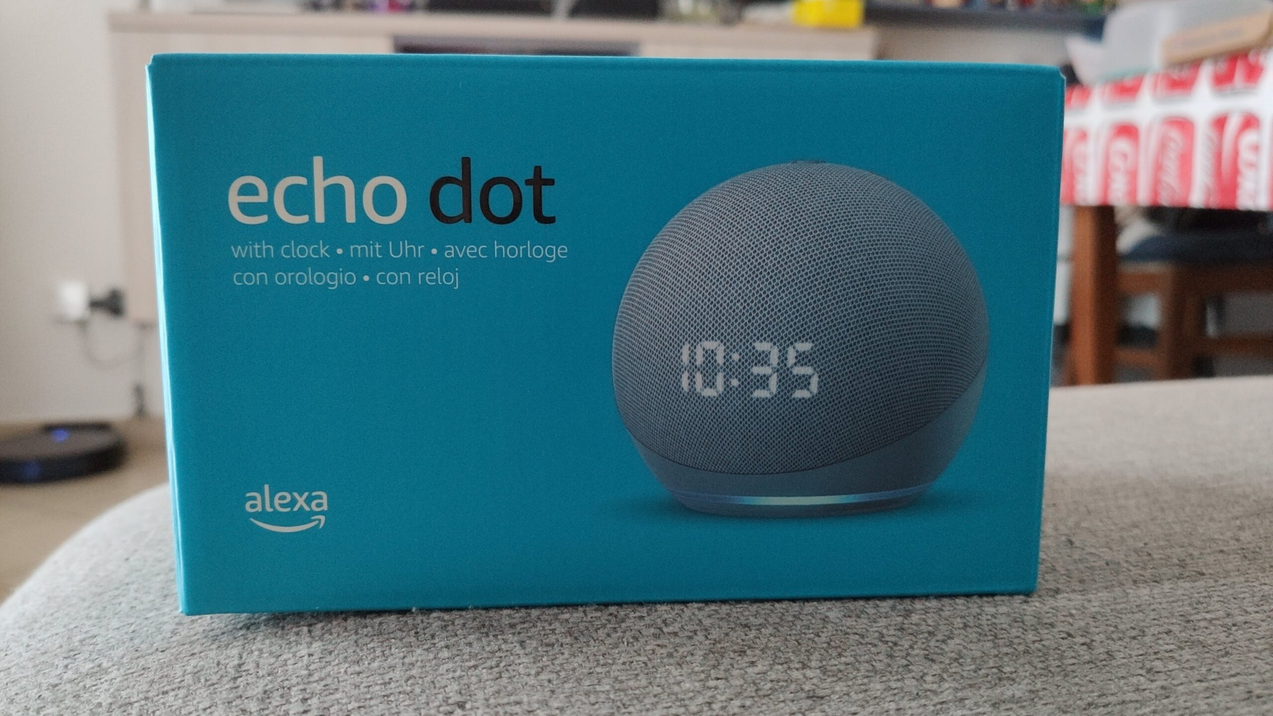 Nuovo Echo Dot 4ª generazione con orologio incorporato