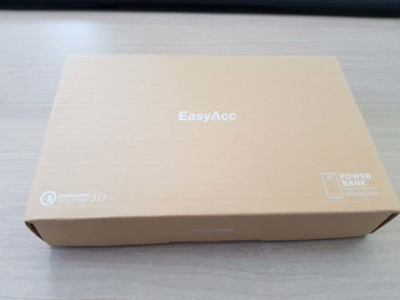 EasyAcc 20000mAh Power Bank con Quick Charge 3.0 1